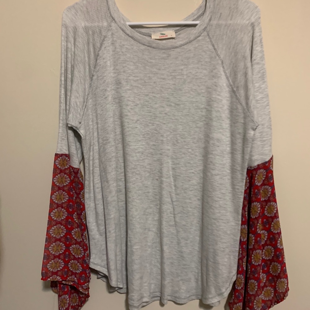 Hennel type long sleeve with silk sleeves